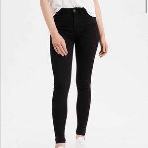 NWOT High Waisted Black Jeans American Eagle SZ 4